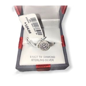 NWT 1/10 CT. T.W. Genuine Diamond Cluster Ring